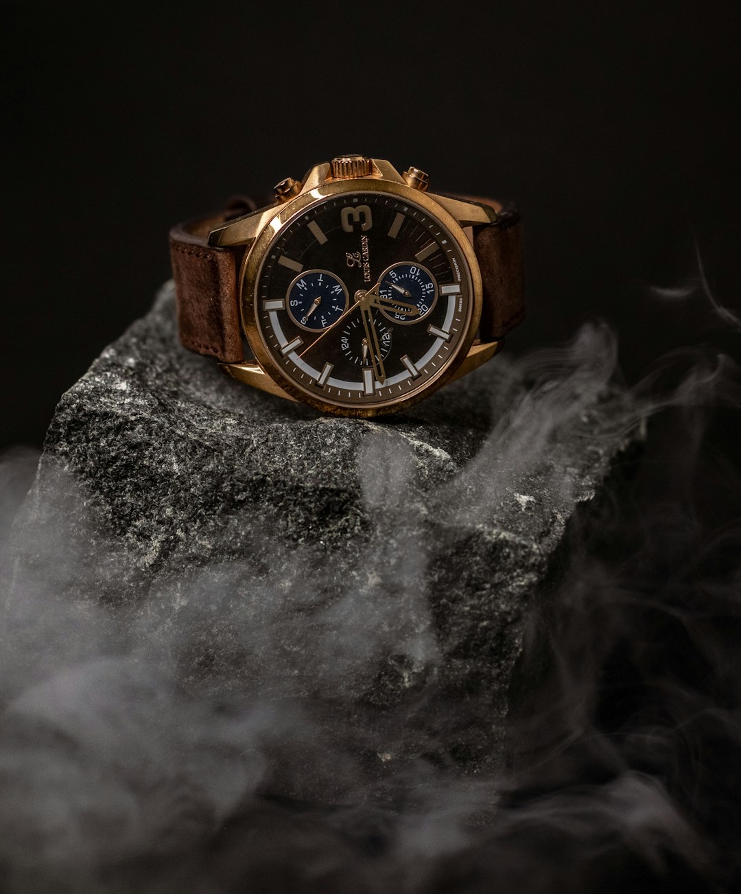 a-watch-on-a-rock-l-6odci8jsa